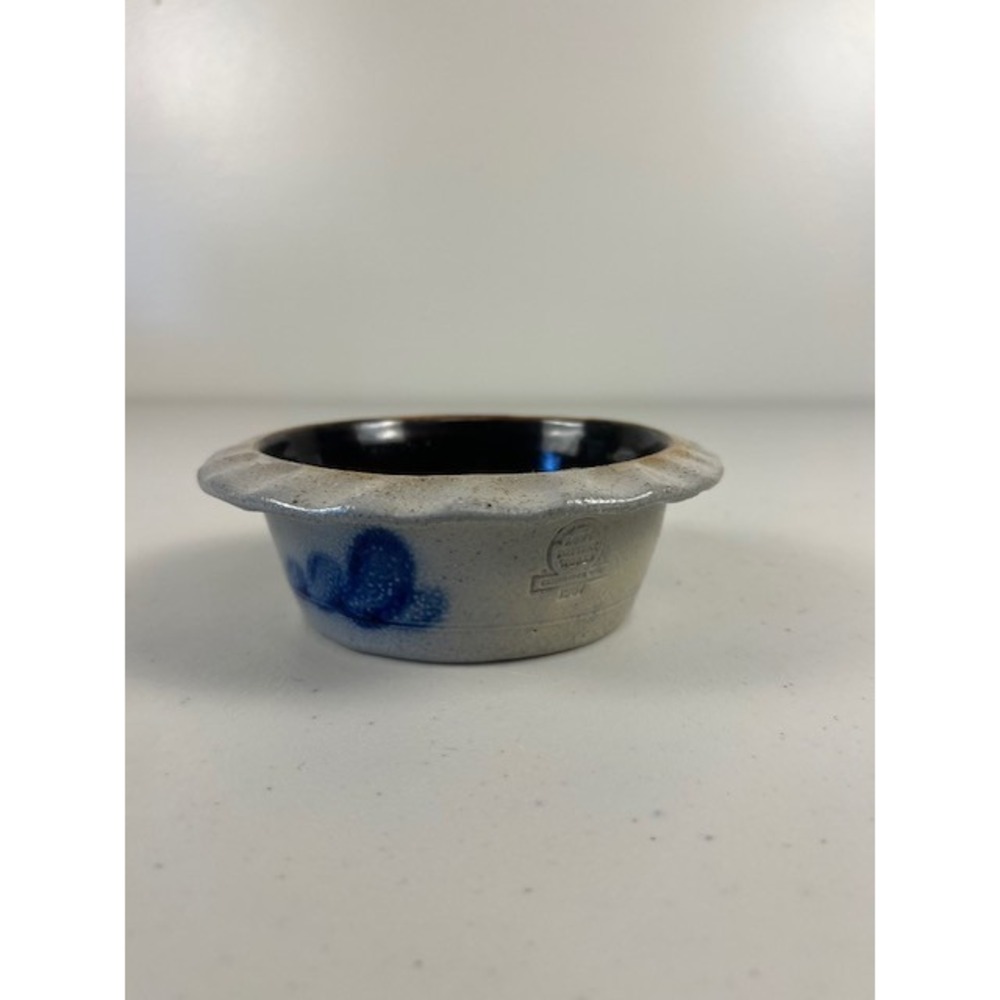 Rowe Pottery Works 1987 Salt Glazed Apple Pie Baker Stoneware Scallop Bowl 5.5"